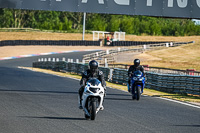 enduro-digital-images;event-digital-images;eventdigitalimages;mallory-park;mallory-park-photographs;mallory-park-trackday;mallory-park-trackday-photographs;no-limits-trackdays;peter-wileman-photography;racing-digital-images;trackday-digital-images;trackday-photos